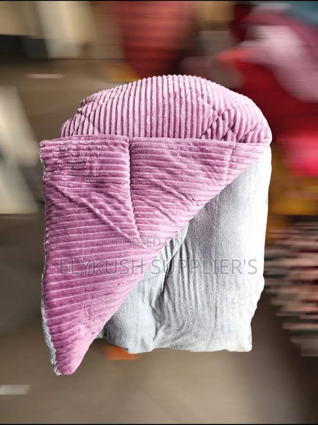 Single Woolen Velvet Duvet 5*6 - thumbnail 2