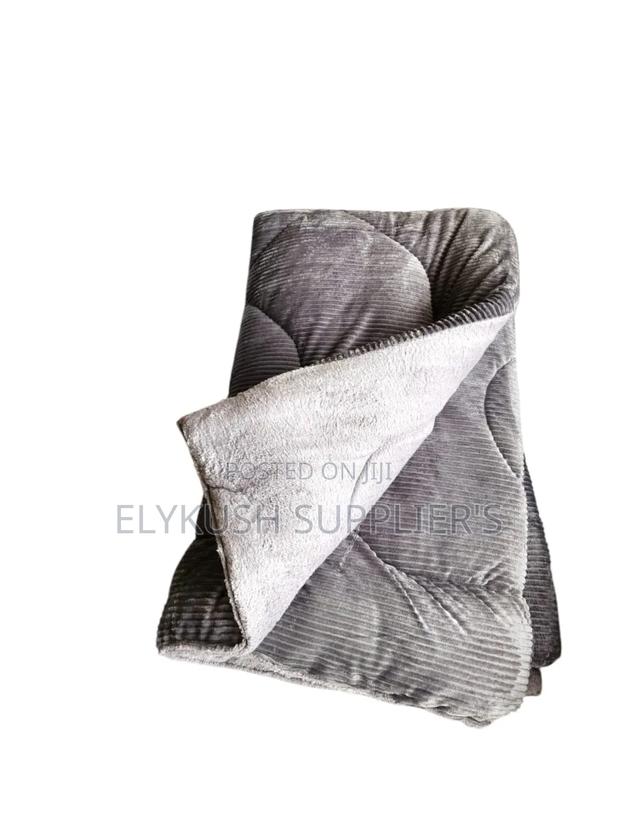 Single Woolen Velvet Duvet 5*6 - thumbnail 3