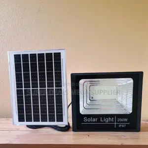 Reliable 200 Watts Solar Flood Light Ip67 Waterproof for Outdoor Use