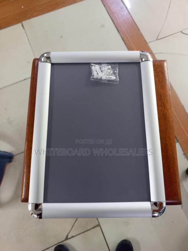 A4 Size Snapper Frame - main view