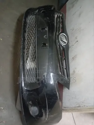 Auris 2010 Front Bumper