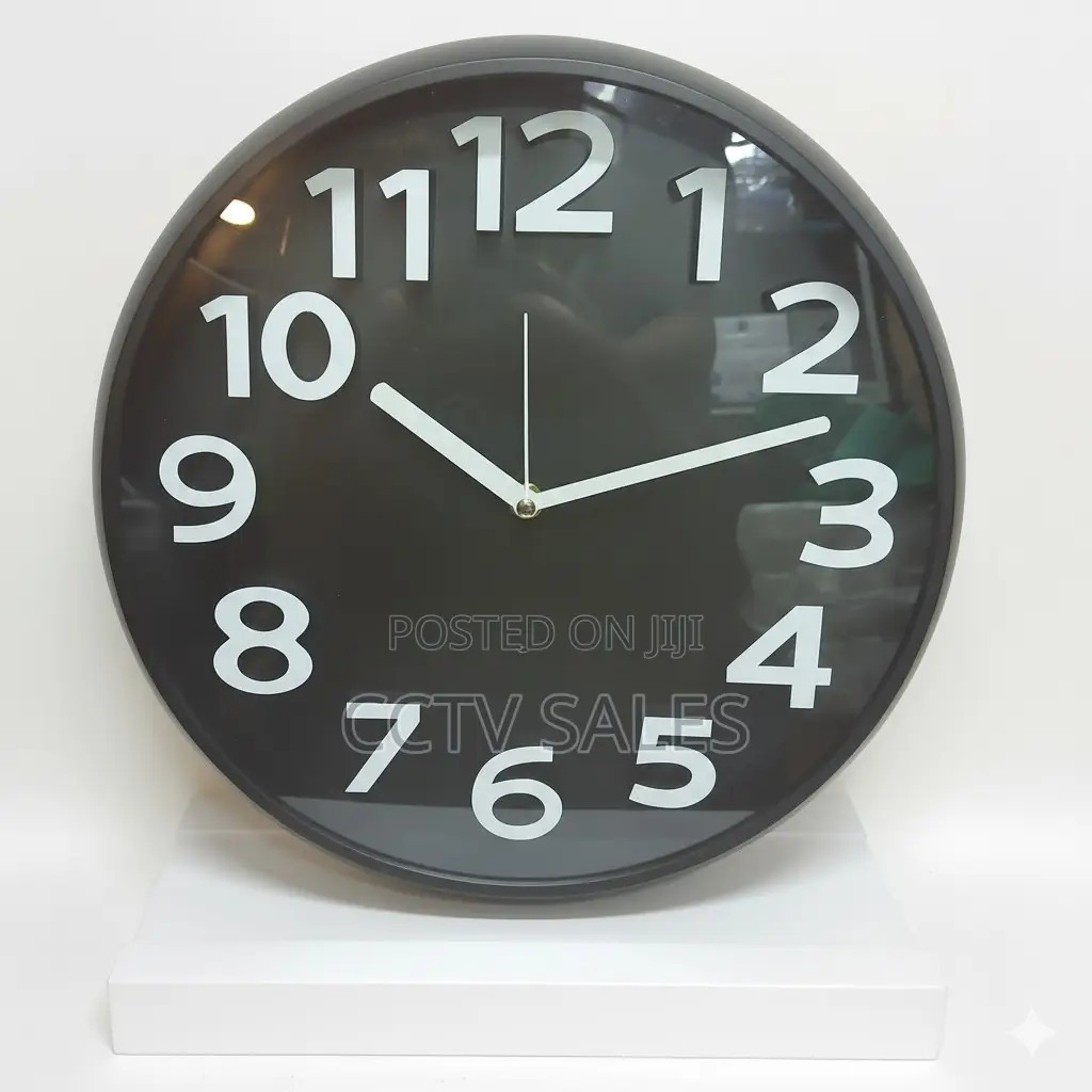 Impressed Wall Clock With 1080p Smart Wireless Wi-Fi Camera
