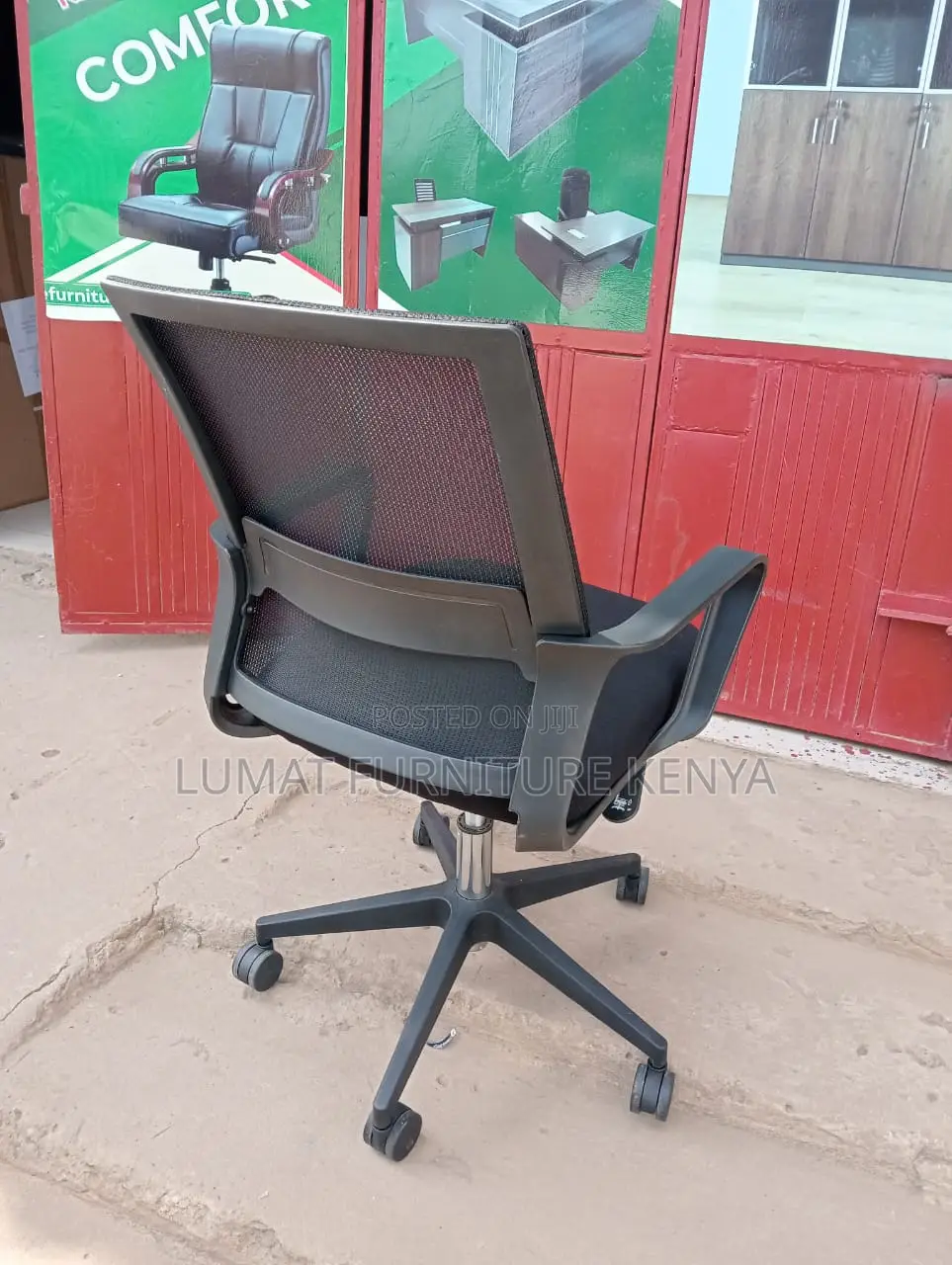 Standard Office Swivel Chair