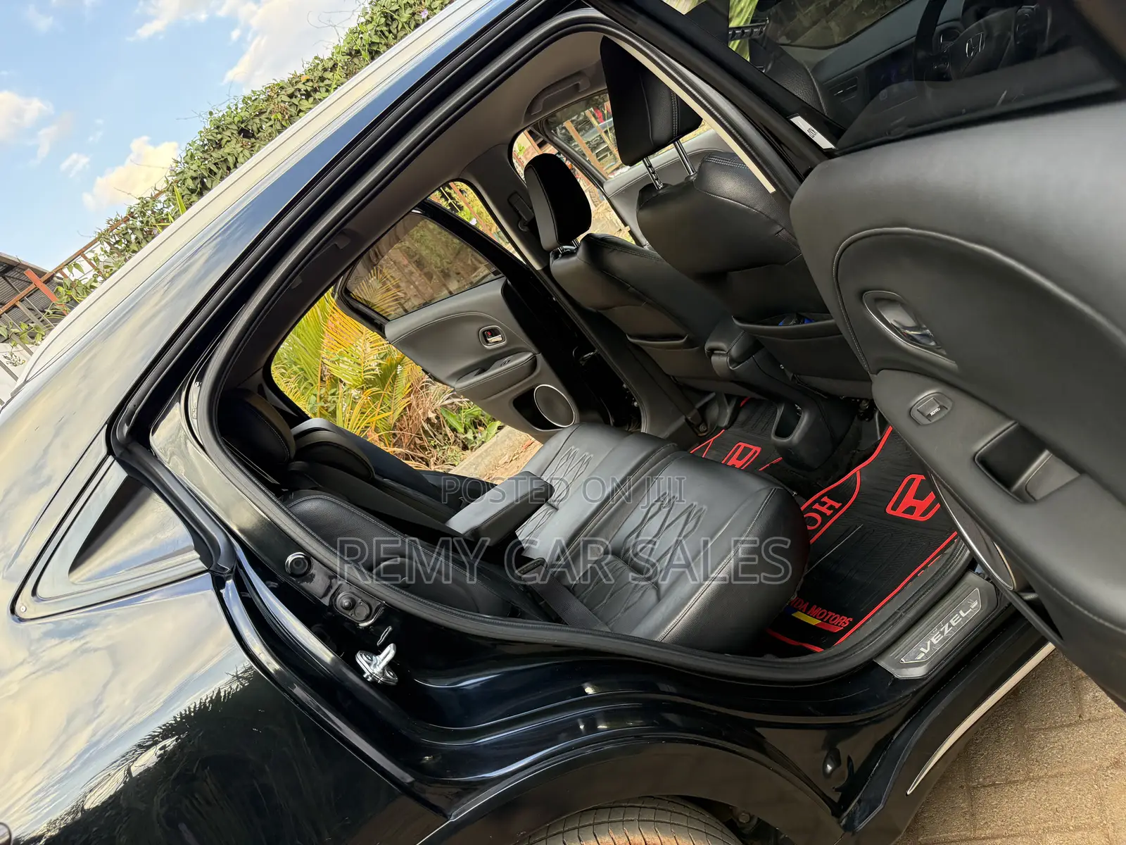 Honda Vezel 2018 Black