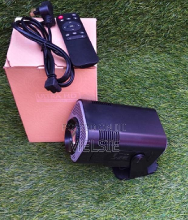 Projetor Hy320 Mini Android 13 Wi-Fi Bluetooth Cinema Projector - thumbnail 2