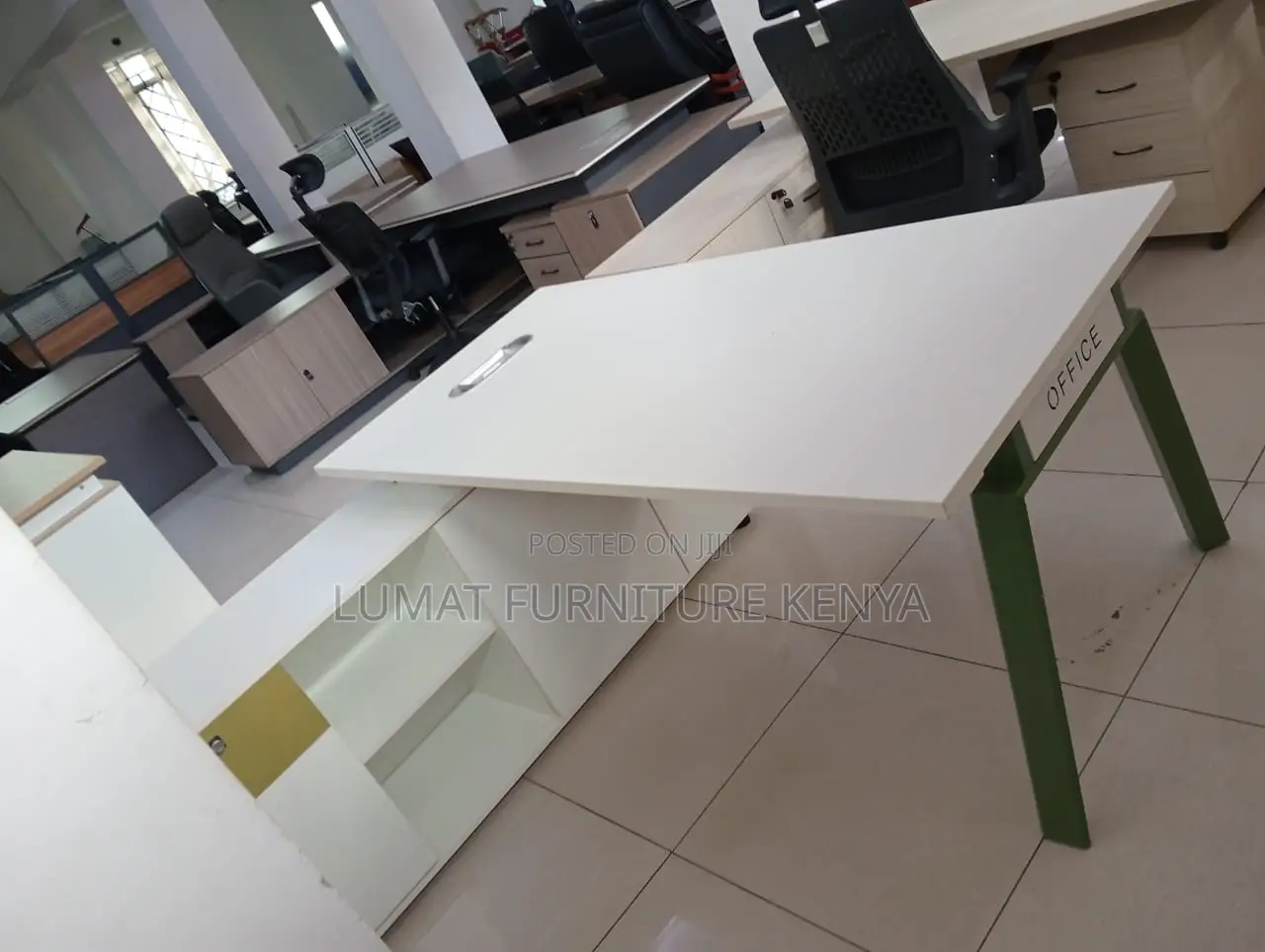 Contemporary Office Desk