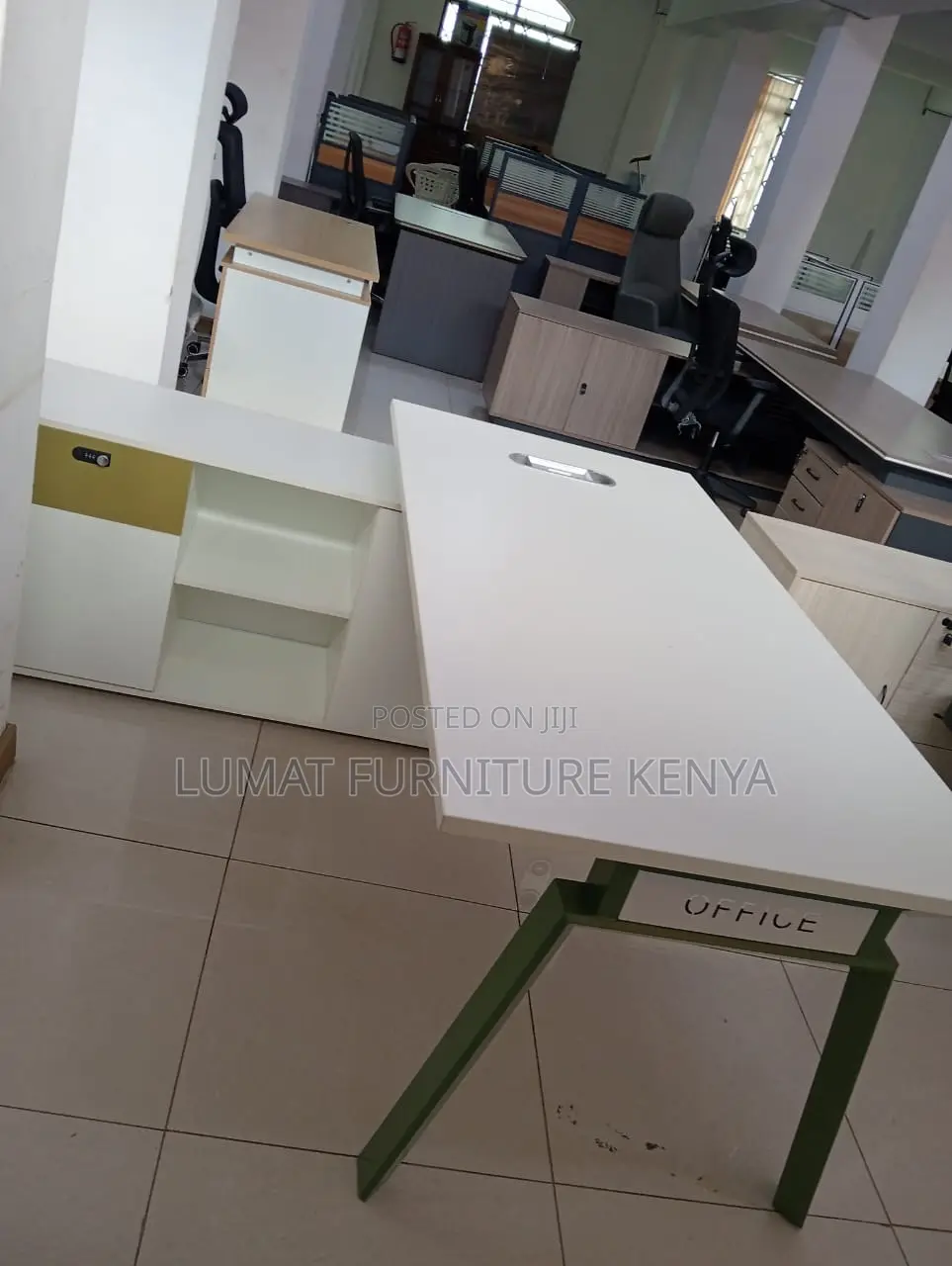 Contemporary Office Desk