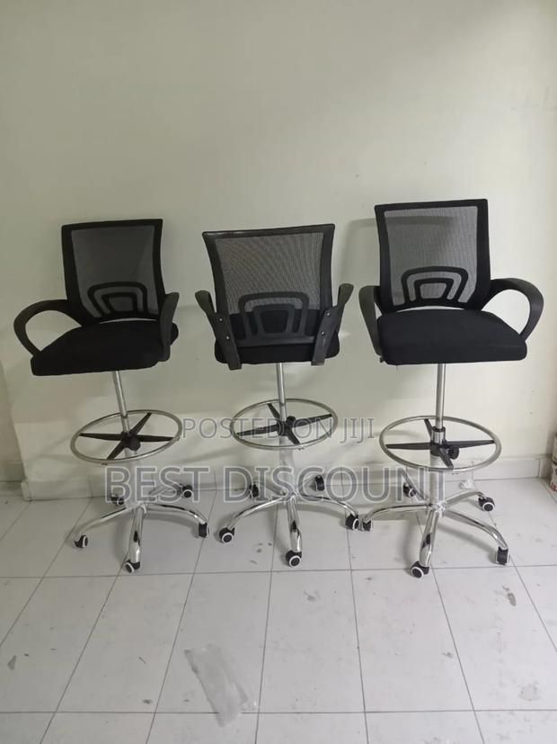 Reception Chairs With Mesh Backrest - main view