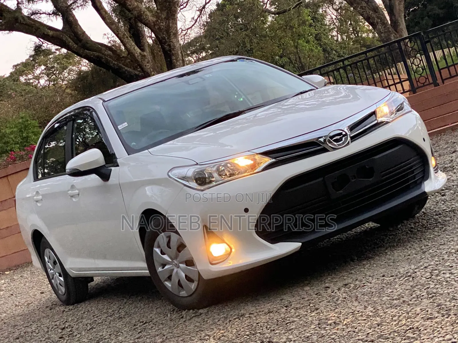 Toyota Axio 1.3 X 2WD 2018 White