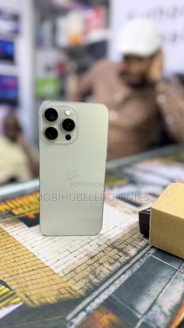 Apple iPhone 15 Pro Max 256 GB - thumbnail 2