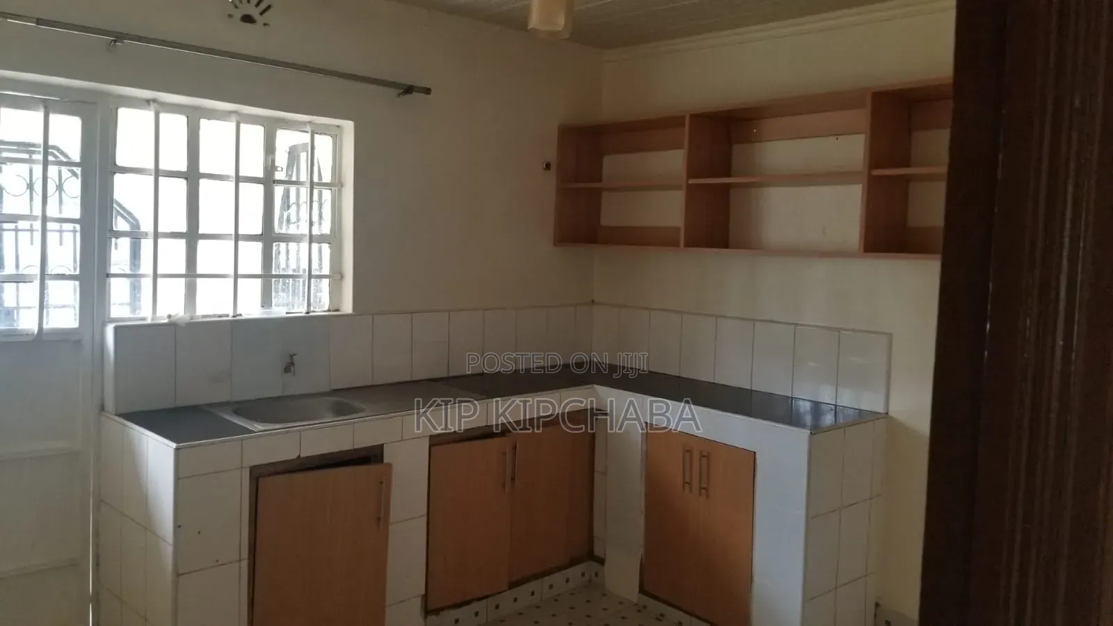 3bdrm Bungalow in Kspsoya, Kapsoya for sale