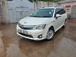 Toyota Corolla Fielder 2014 White