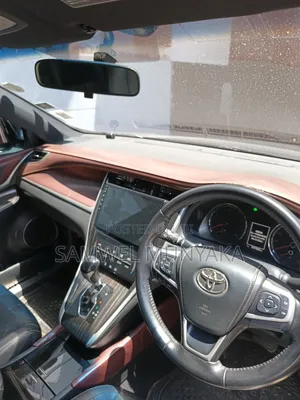 Toyota Harrier 2.0 2015 Black