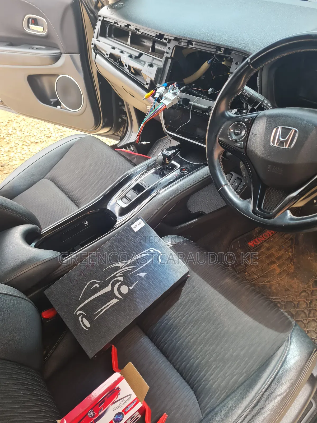 Honda Vezel 2015-2022 Fitted With High End Android Radio 128+6 Gb