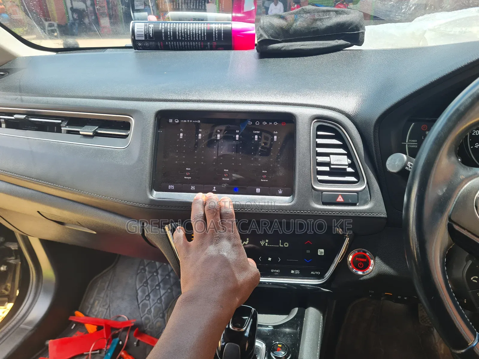 Honda Vezel 2015-2022 Fitted With High End Android Radio 128+6 Gb