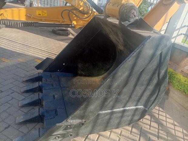 Excavator Foreign Used - thumbnail 6