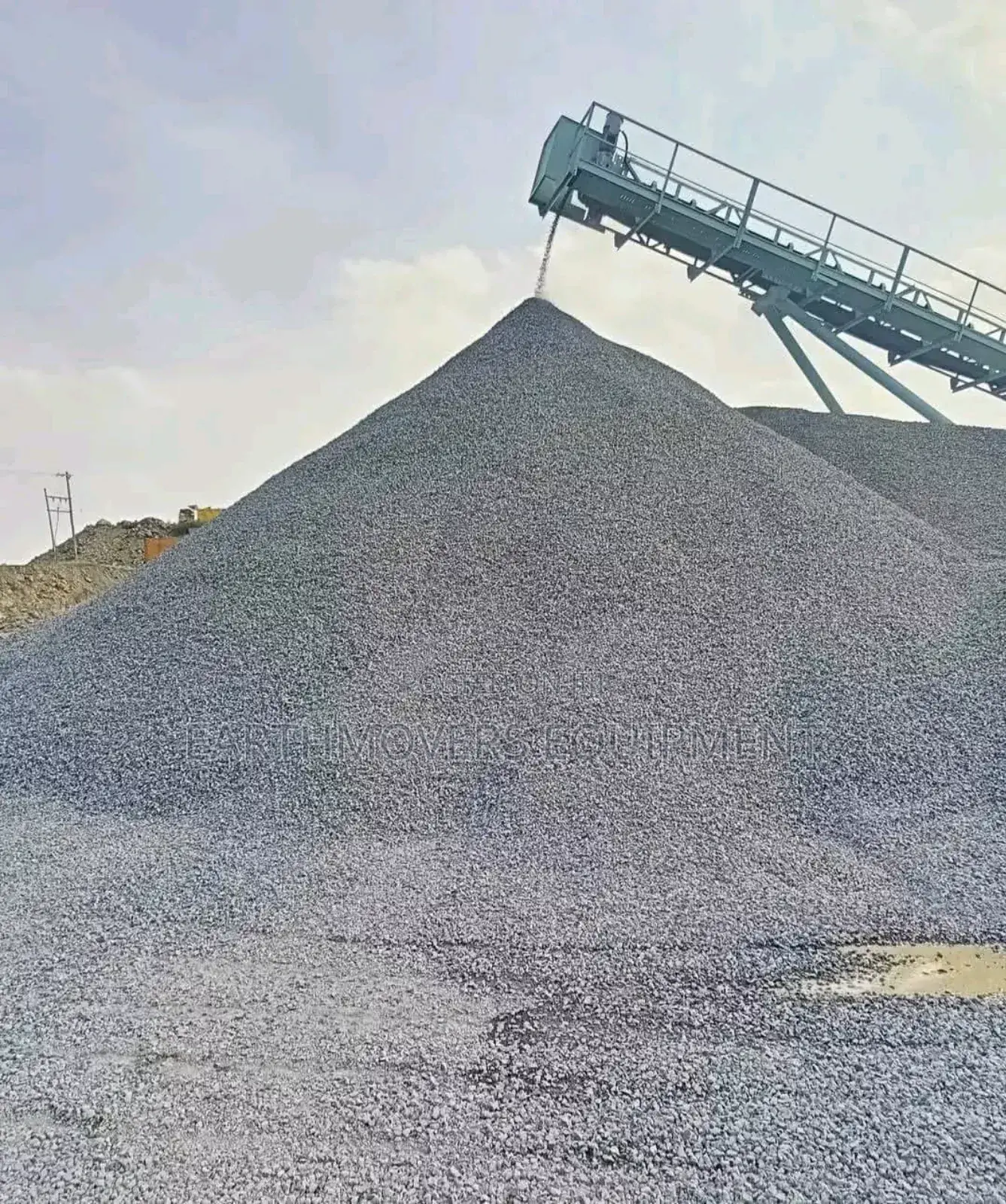 Ballast/River and Rock Sand