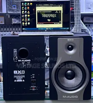M-Audio Bx8 Carbon 8" Studio Monitor for Music Production