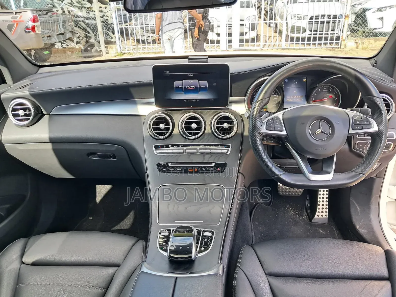 Mercedes-Benz GLC-Class 2019 White