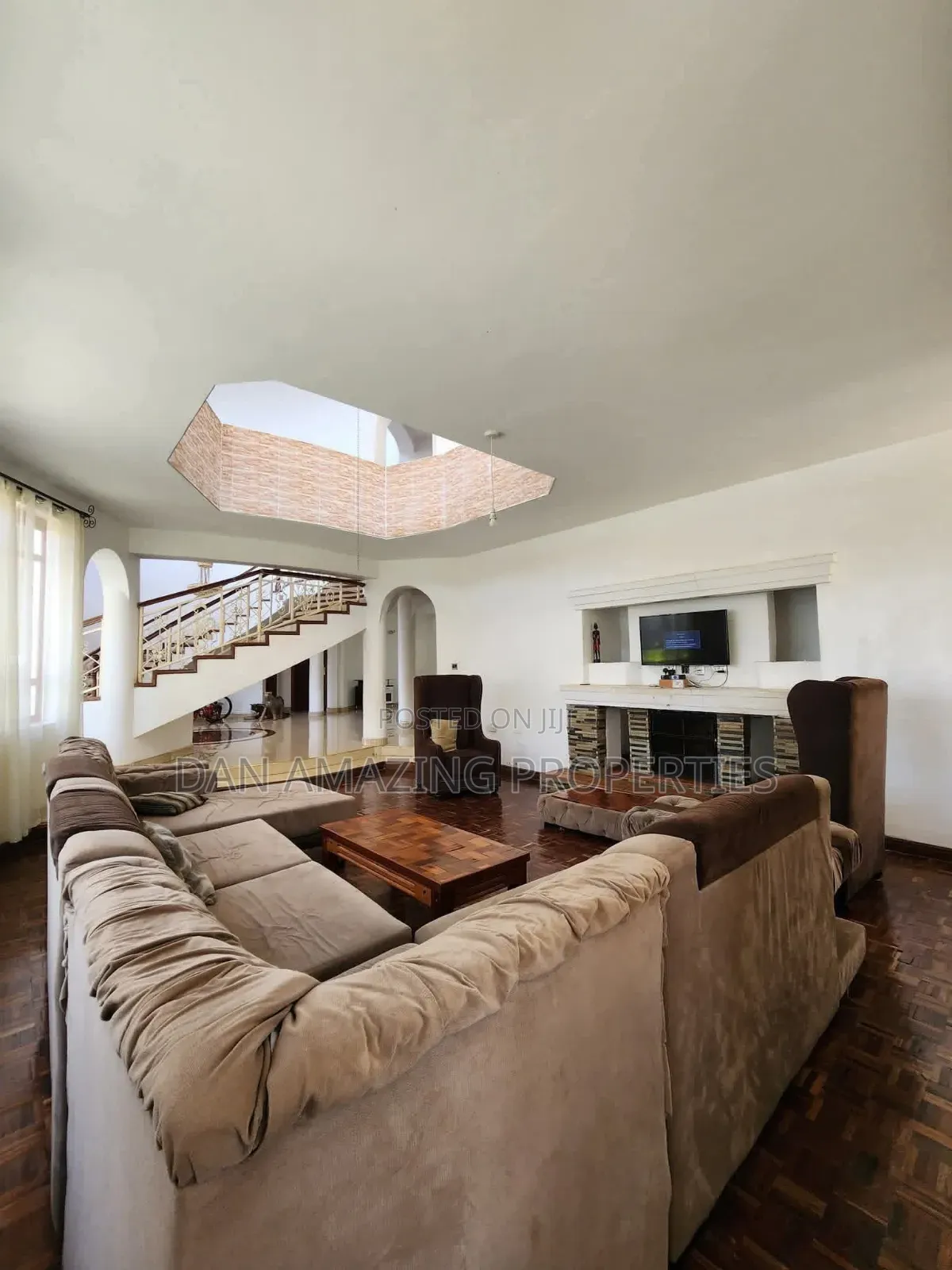 7bdrm Maisonette in Karen Plains for rent