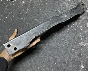 Nissan Hardbody Navara Front Lower Crossmember