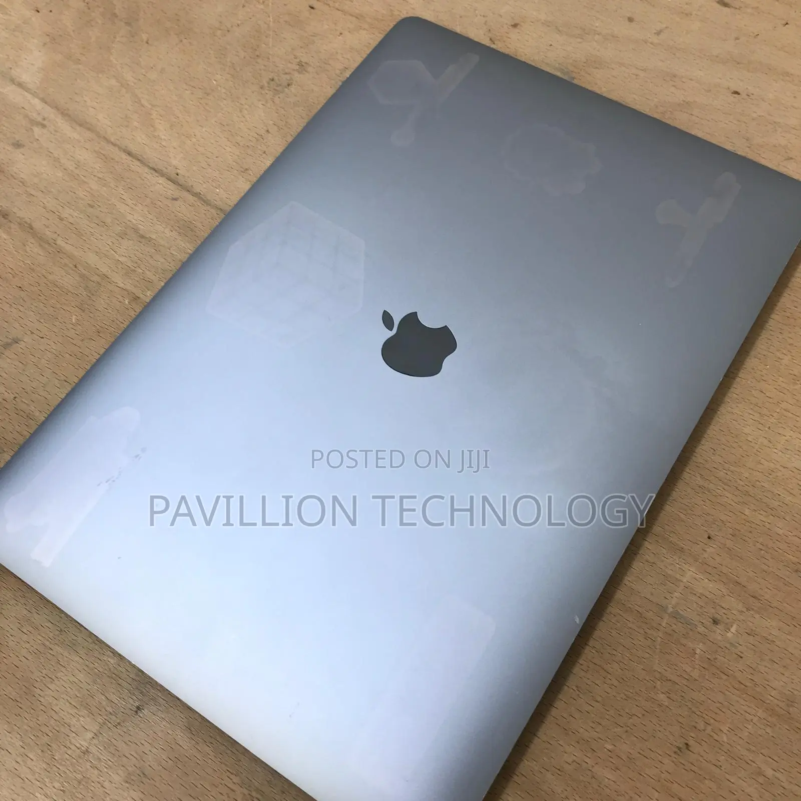 Laptop Apple MacBook Pro 2017 16GB Intel Core I7 SSD 512GB