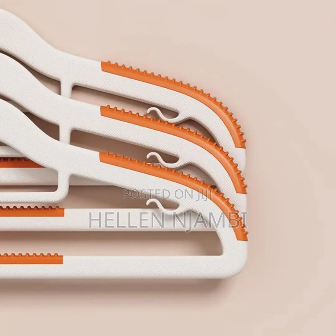 10pcs Household Hangers