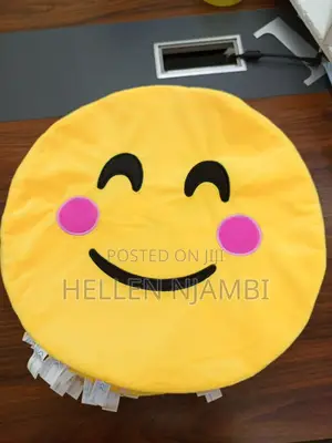 Emoji Throw Pillows 45cm Diameter