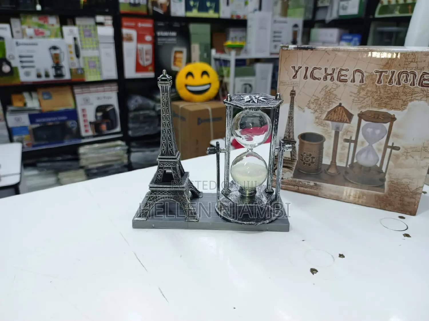 Stylish Hour Glass Decor