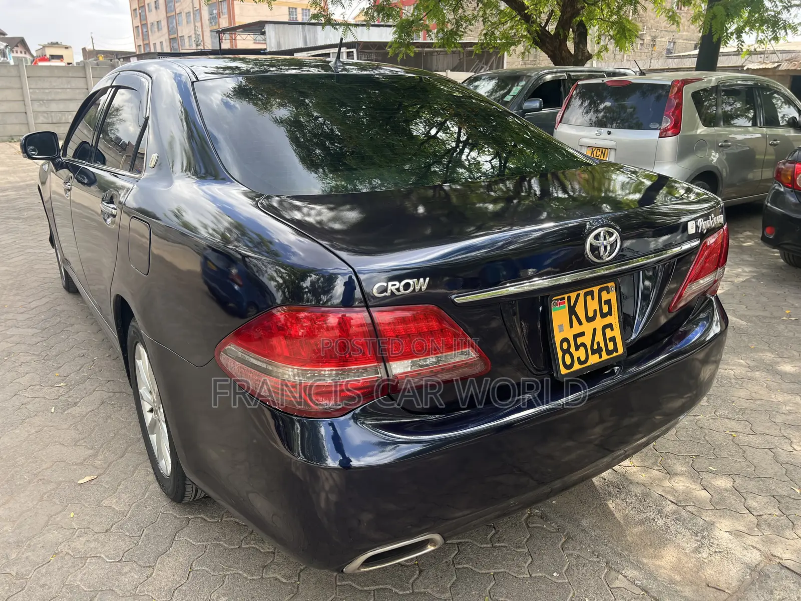 Toyota Crown 2009 Blue