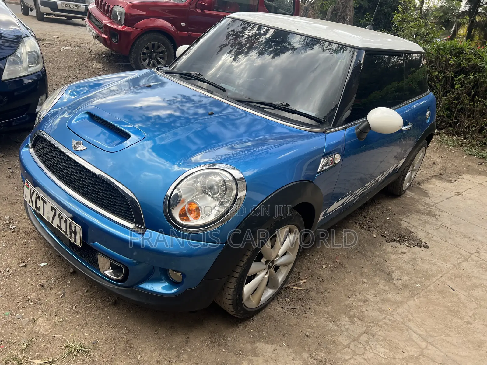 Mini Cooper 2012 Blue