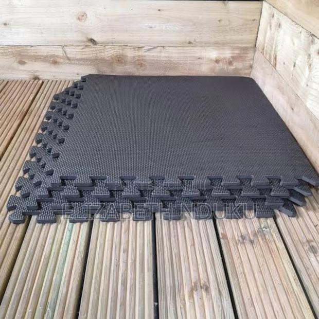 Non Slip Interlocking Gym Mats - main view