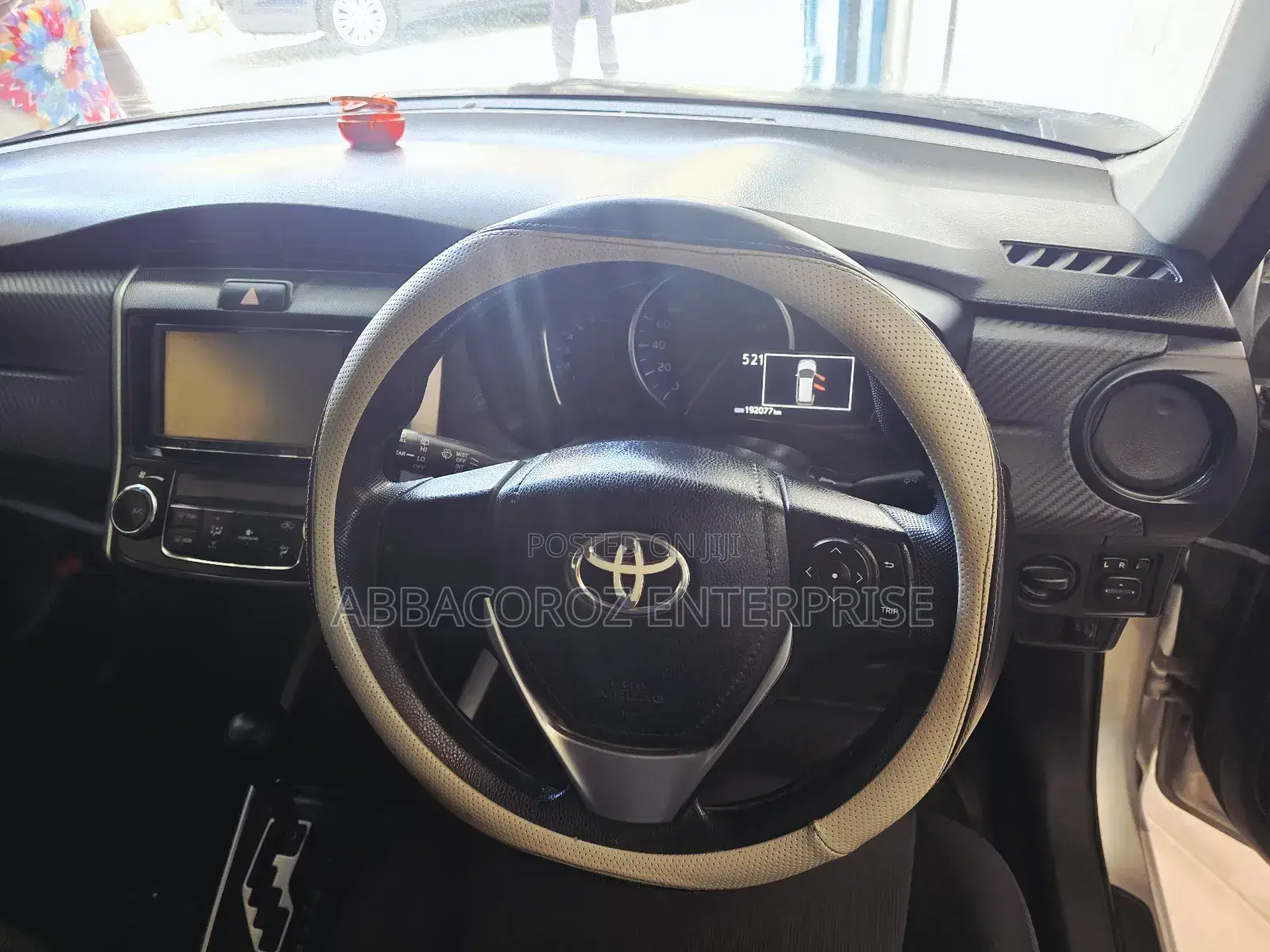 Toyota Corolla Fielder 1.5 Hybrid FWD 2015 Silver