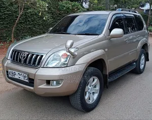 Toyota Land Cruiser Prado 2004 Gold