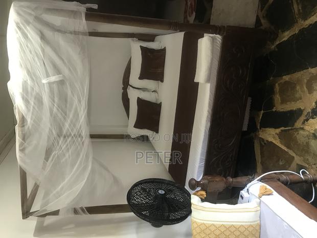 Studio Apartment - thumbnail 4