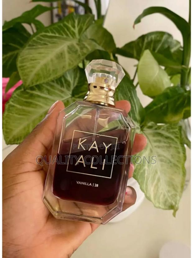Kayali Vanilla 28 Eau De Parfum
(100ml) - thumbnail 2