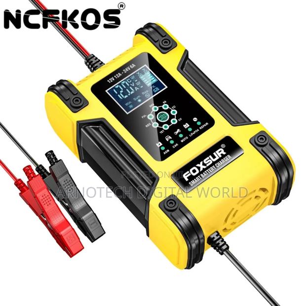 Universal Smart Battery Charger 12v/24v - thumbnail 4