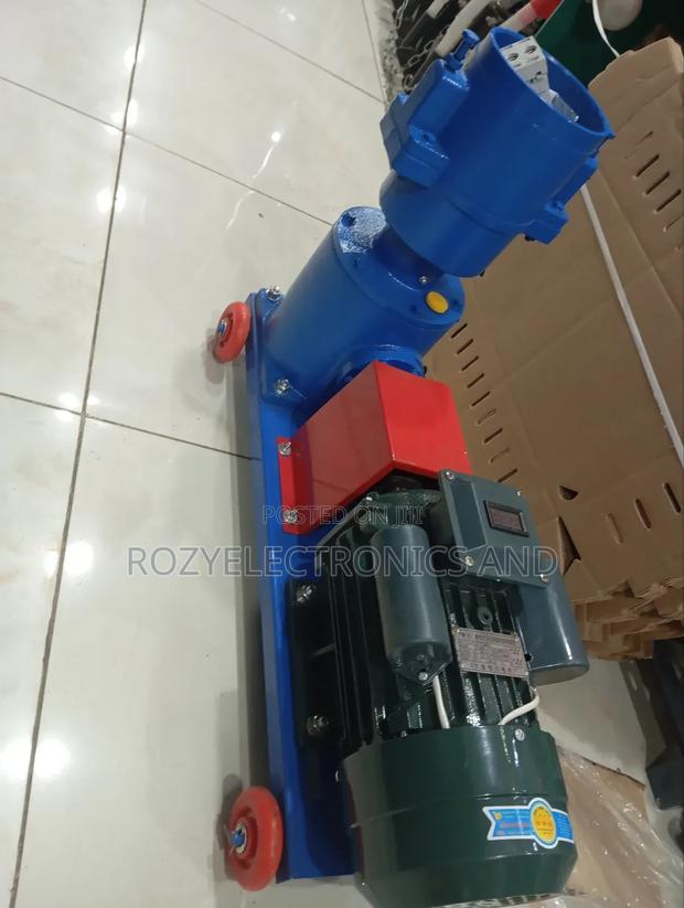 Animal Pellets Machine - main view