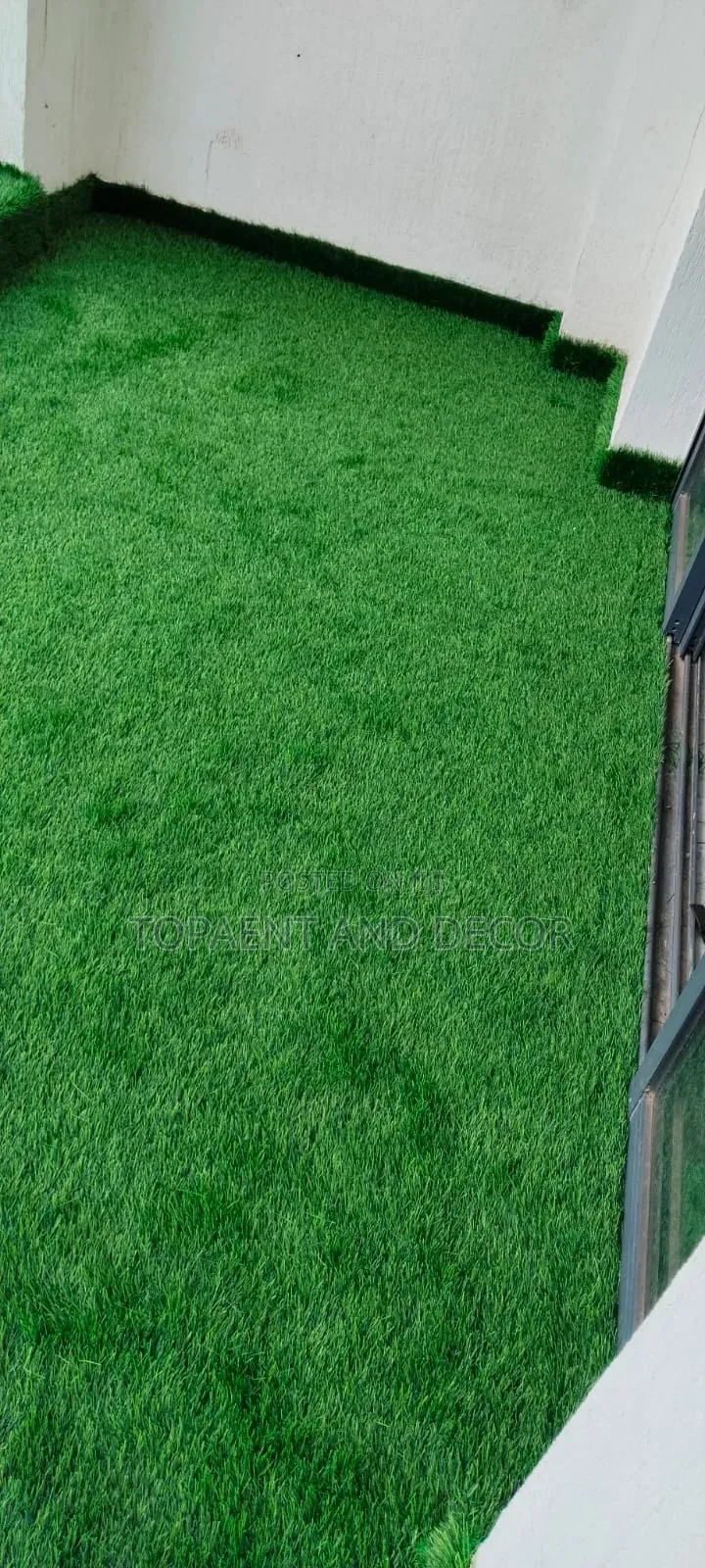 Quality Artificial Grass Carpet Perfect for Balcony