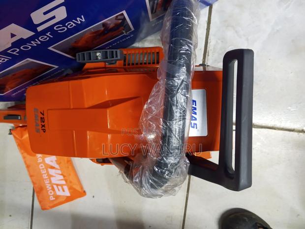 Brand New Emas Powersaw/ Quality Chainsaw
