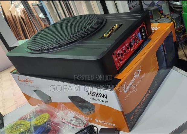 Underseats Active Subwoofer 1000w
8" and 10"