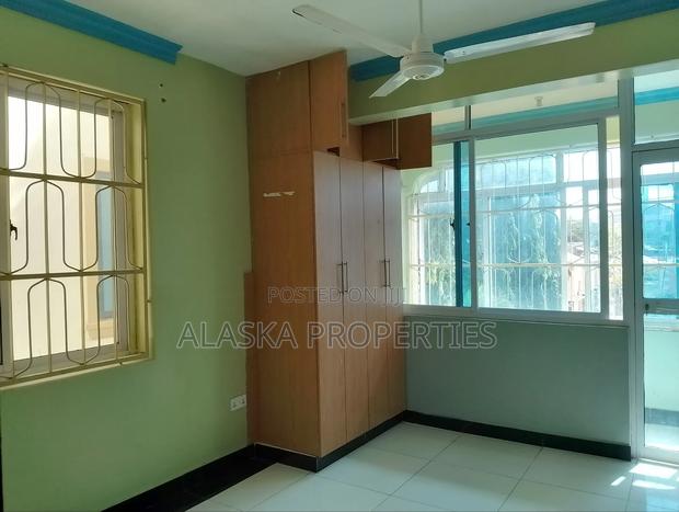 1bdrm Apartment in Bombolulu, Ziwa la Ngombe for rent