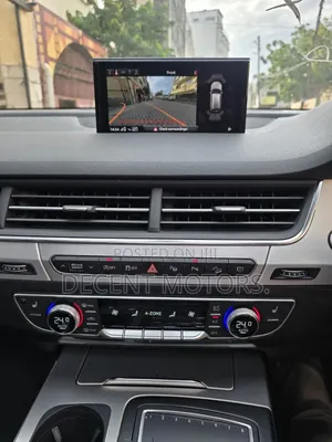 Audi Q7 3.0T Premium AWD quattro 2018 White