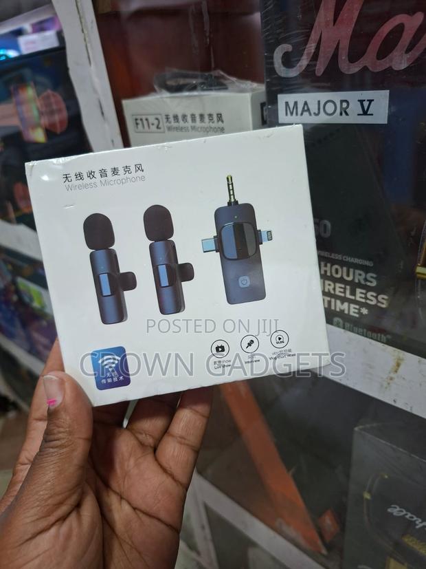 Multi-Use 3-in-1 Clip-on Microphone for Recording Vlogging - main view