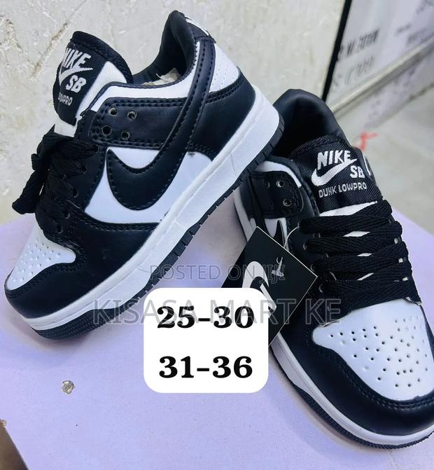Nike SBS Kids Sneakers. Size 25-36 - thumbnail 2
