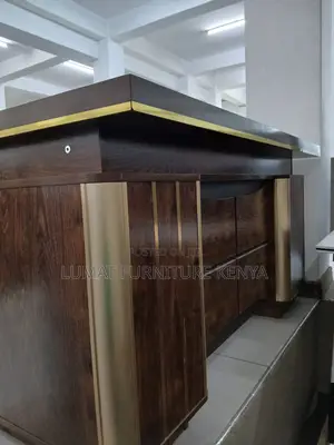Manager’S Desk