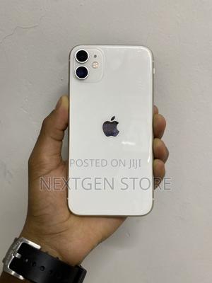 Apple iPhone 11 128 GB White - main view