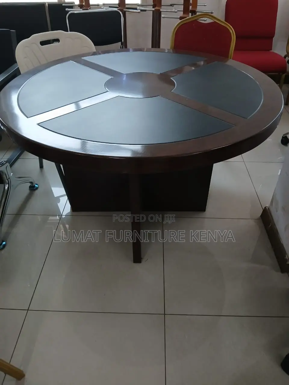 Mahogany Finish Discussion Table