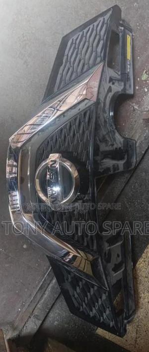 Extrail 2018 Grill Clean - main view