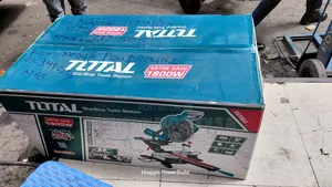 Total Sliding Mitre Saw 1800w 255mm Heavy-duty